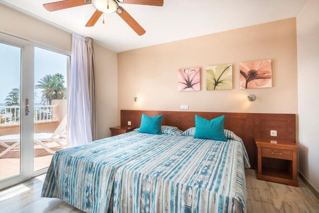 Фото Apartamentos Vista Sur (ex. Vista Sur Apartments, Vistasur Apartamentos ) 3*