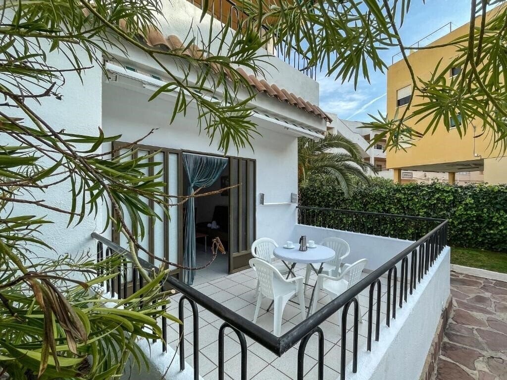 Территория Apartamentos Entreplayas 3000 3*