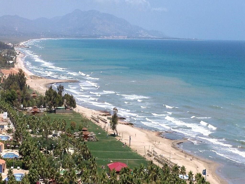 Вид Apartamentos Oropesa Del Mar Suites 3000 3*