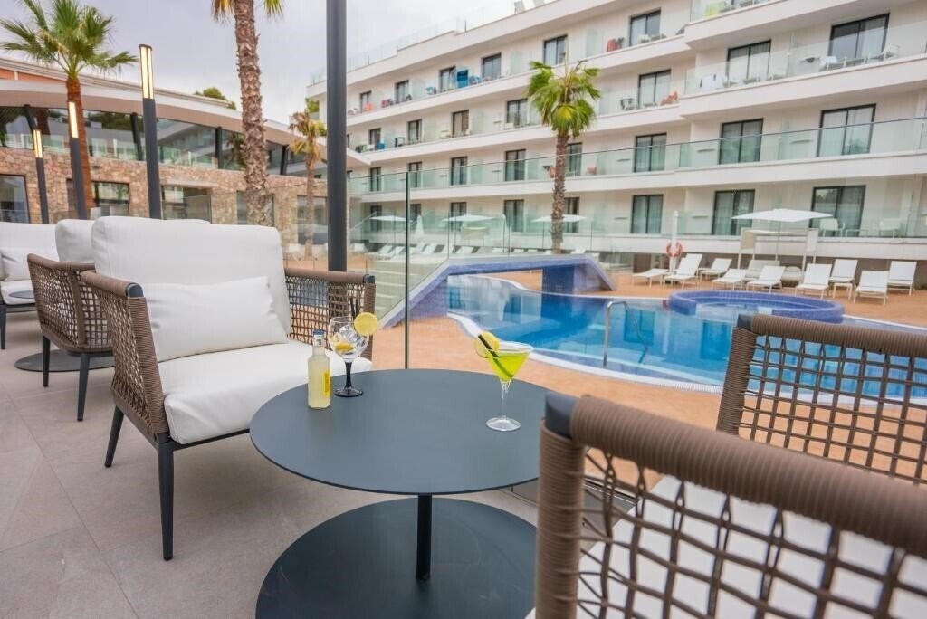 Панорама Morlans Suites 4*