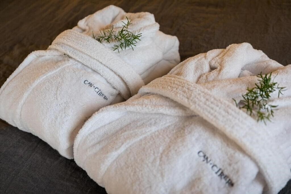 Территория Can Cirera 3*