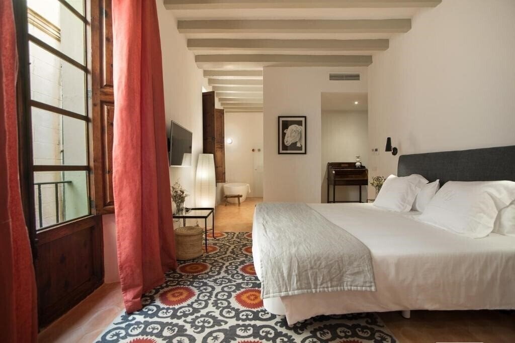 Отель Canavall 3*