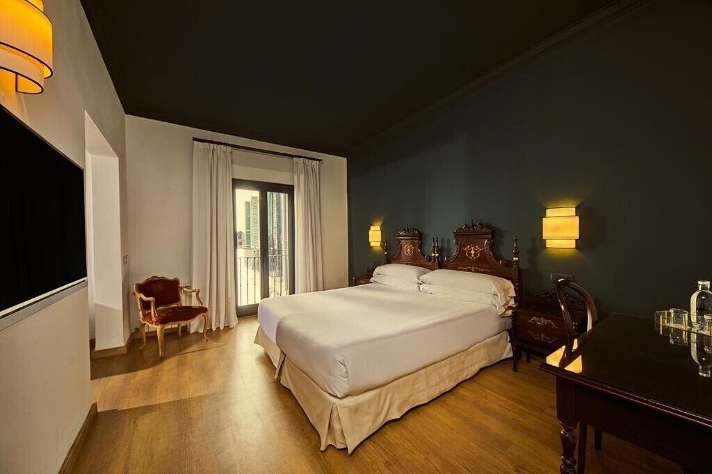 Территория Born 4*