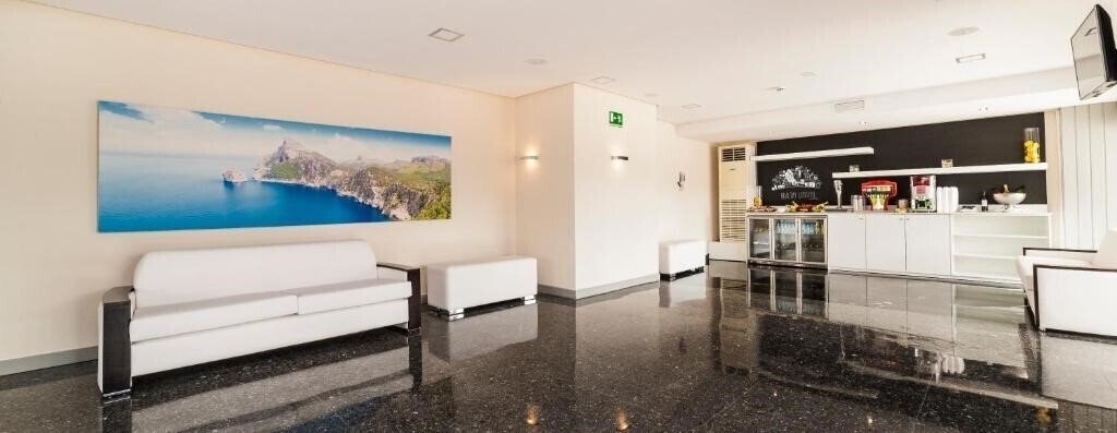 Апартаменты Globales Palmanova 4*