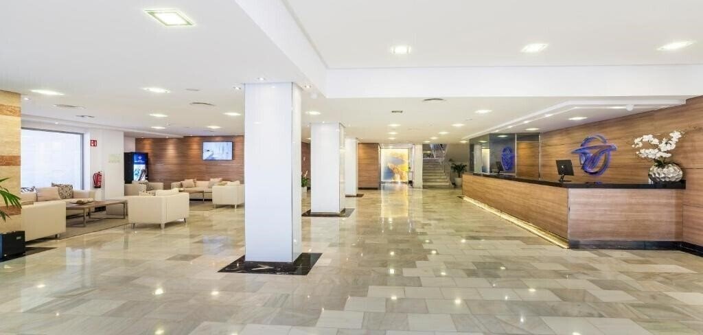 Апартаменты Globales Santa Lucia 4*