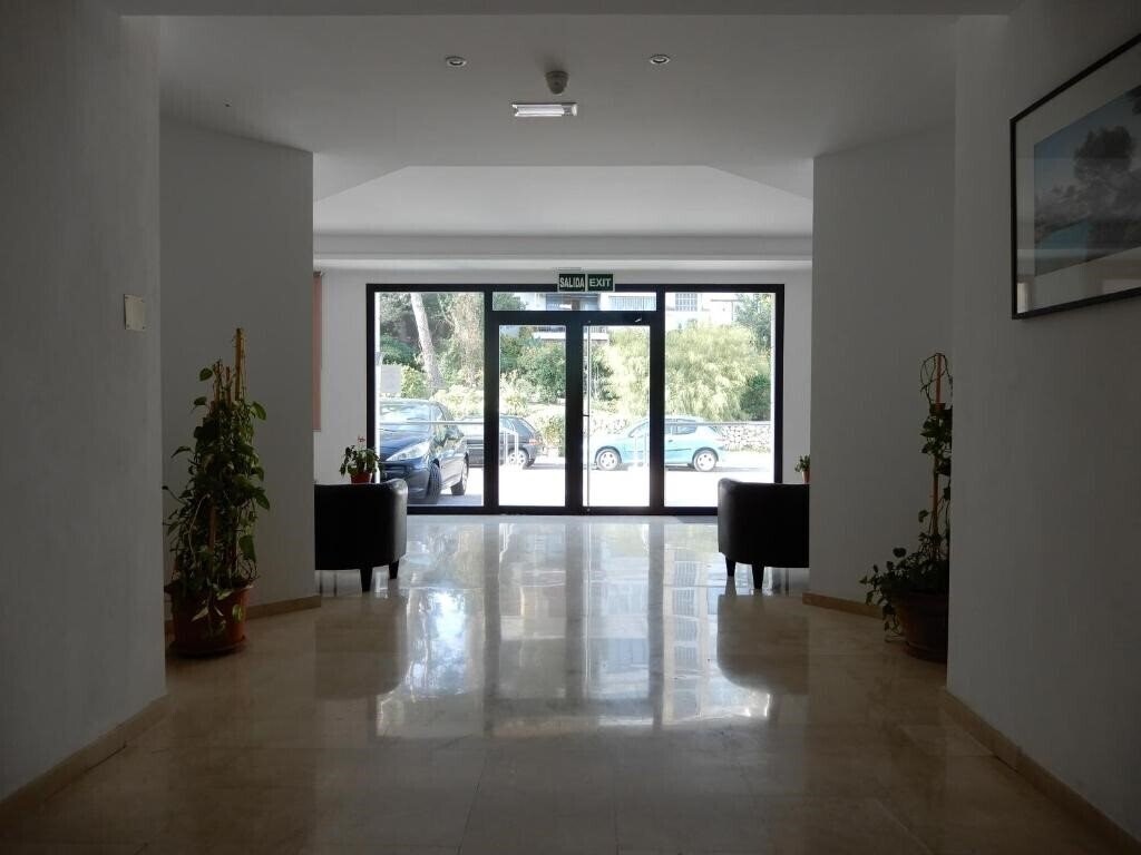 Панорама Marina Palmanova Apartamentos 3*