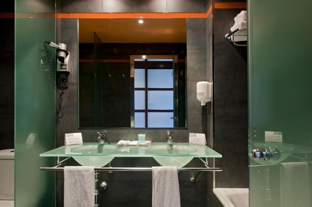 Фото Hotel Eurostars Reina Felicia 4*