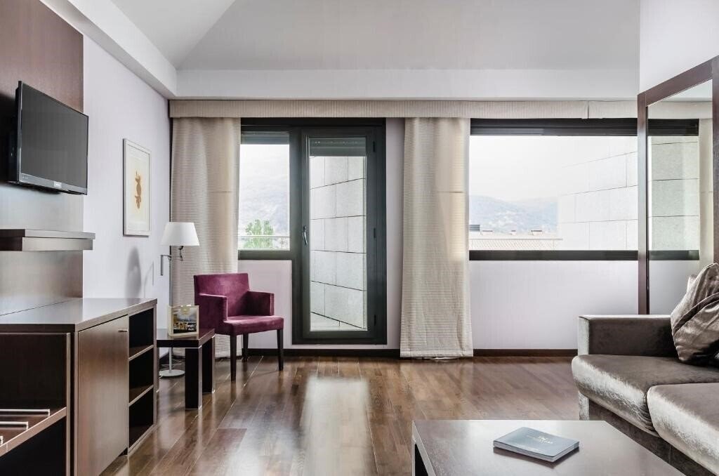 Картинка Hotel Eurostars Reina Felicia 4*