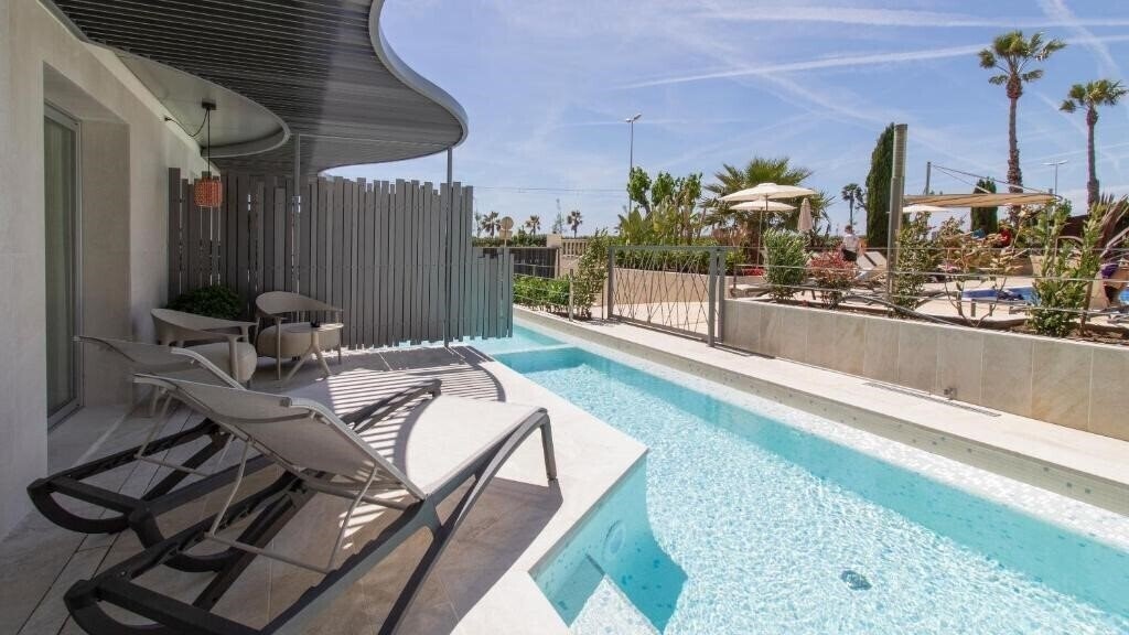 Территория Golden Taurus Aquapark Resort 4*
