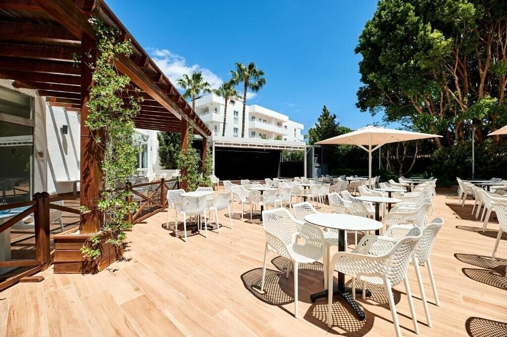 Зображення Aluasun Continental Park Hotel & Apartments 4*