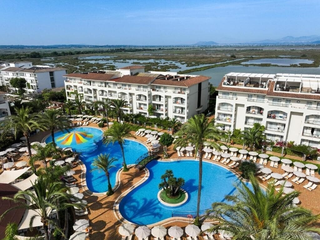 Отель Viva Blue & SPA 4*