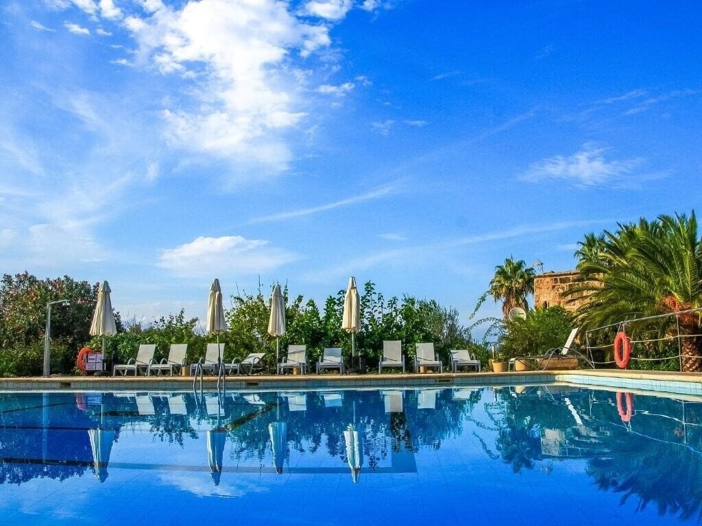 Фотографія Finca Predio Son Serra 3*