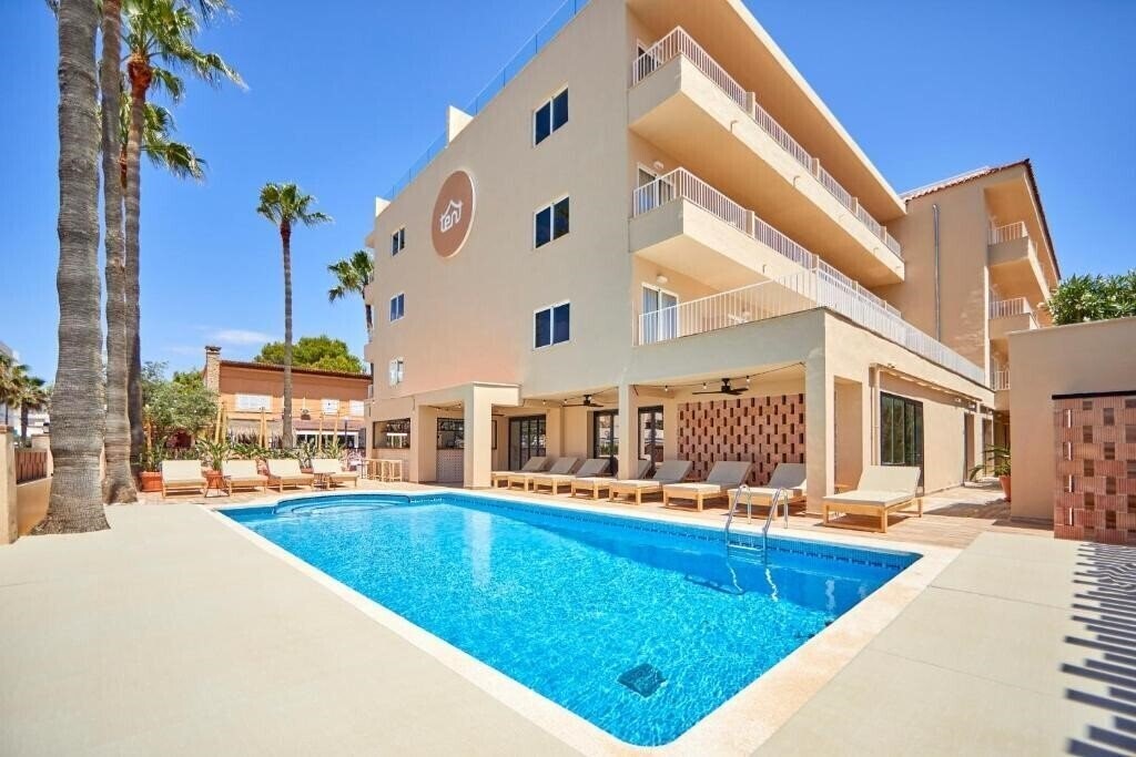 Отель Tent Capi Playa 3*
