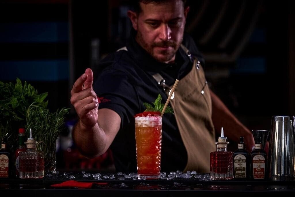 Вид Universal Neptuno (Adults Onl) 4*