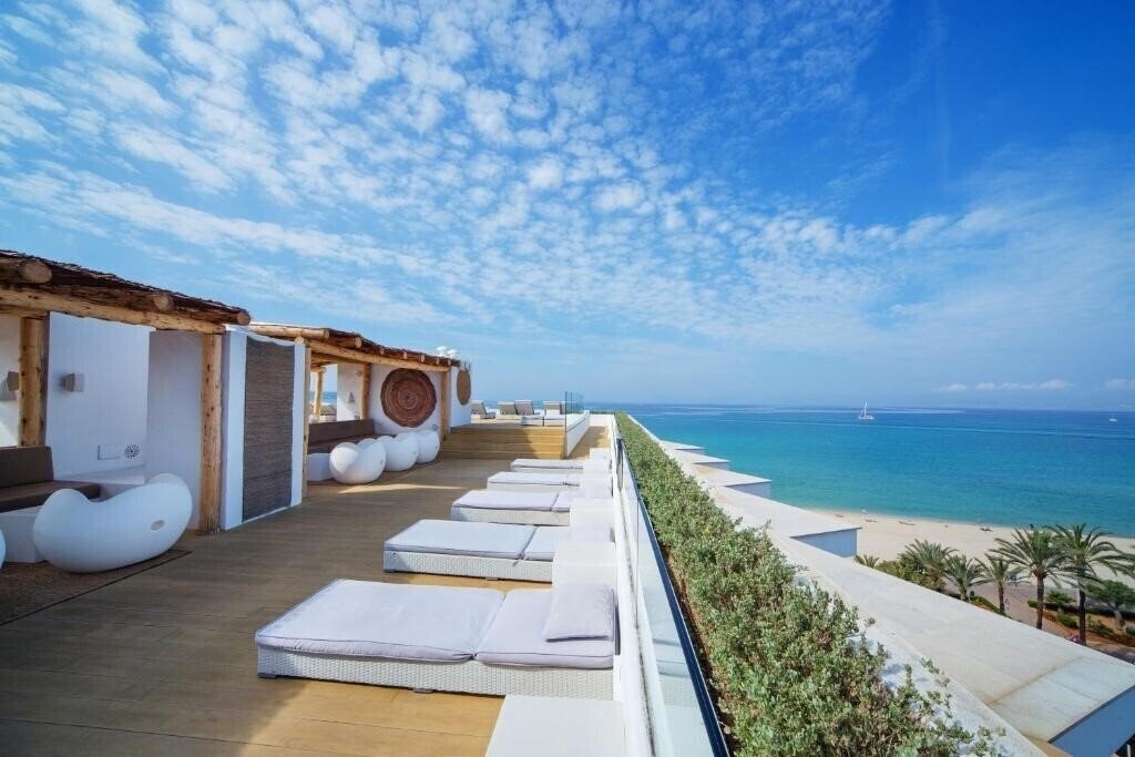 Отель HM Tropical 4*