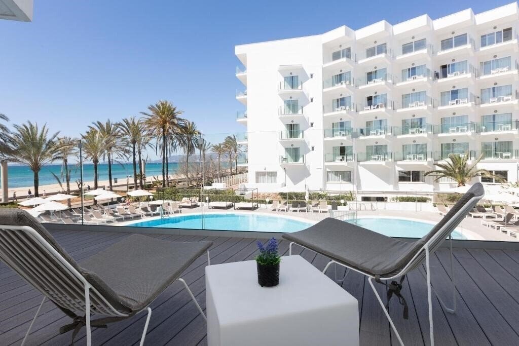 Территория HM Tropical 4*