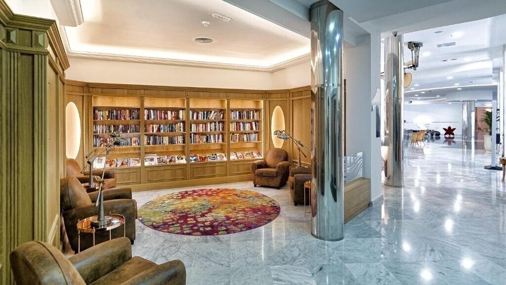 Зображення Escorial Hotel 3*