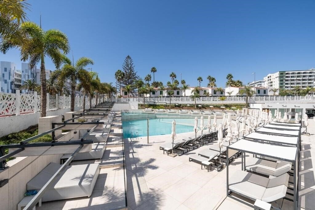 Территория Caserio 4*