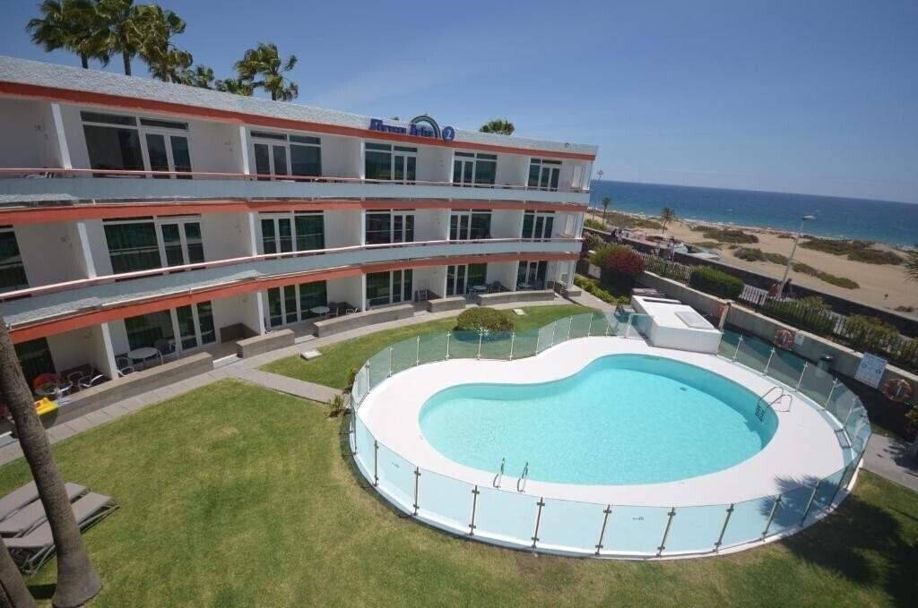 Панорама Apartamentos Arco Iris 2*