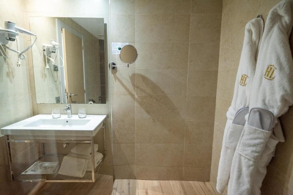 Зображення Suites Nardos 4*