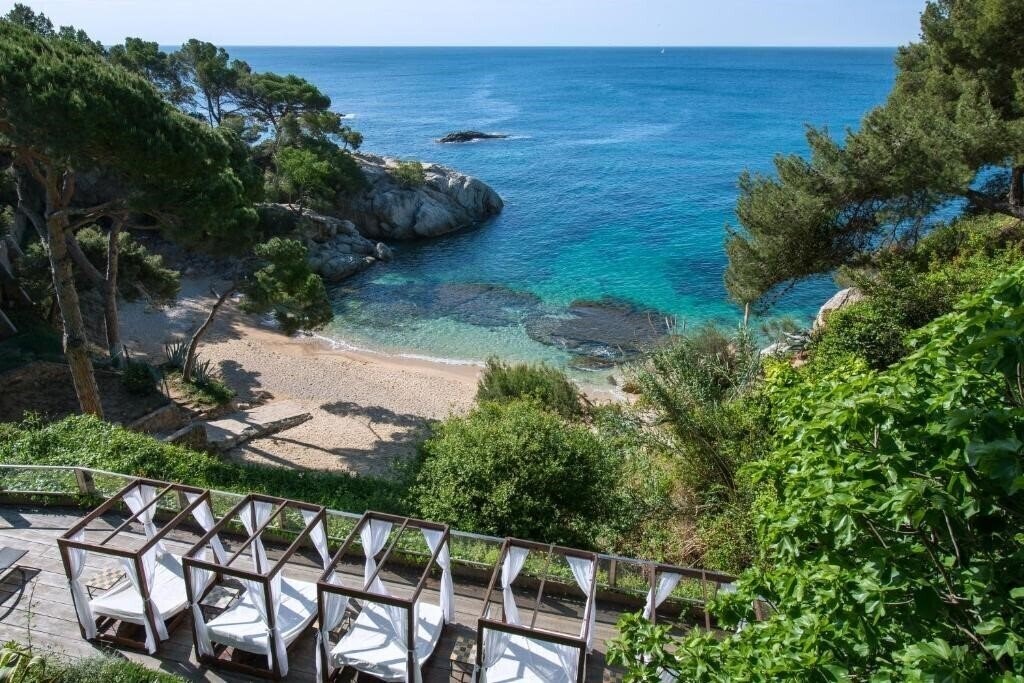 Територія Salles Hotel & SPA Cala del Pi 5*