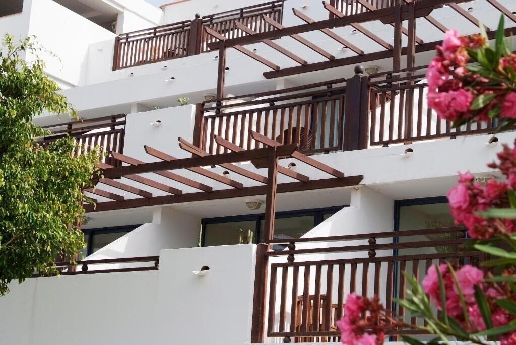 Панорама Sandos Papagayo Beach Resort 4 * 4*