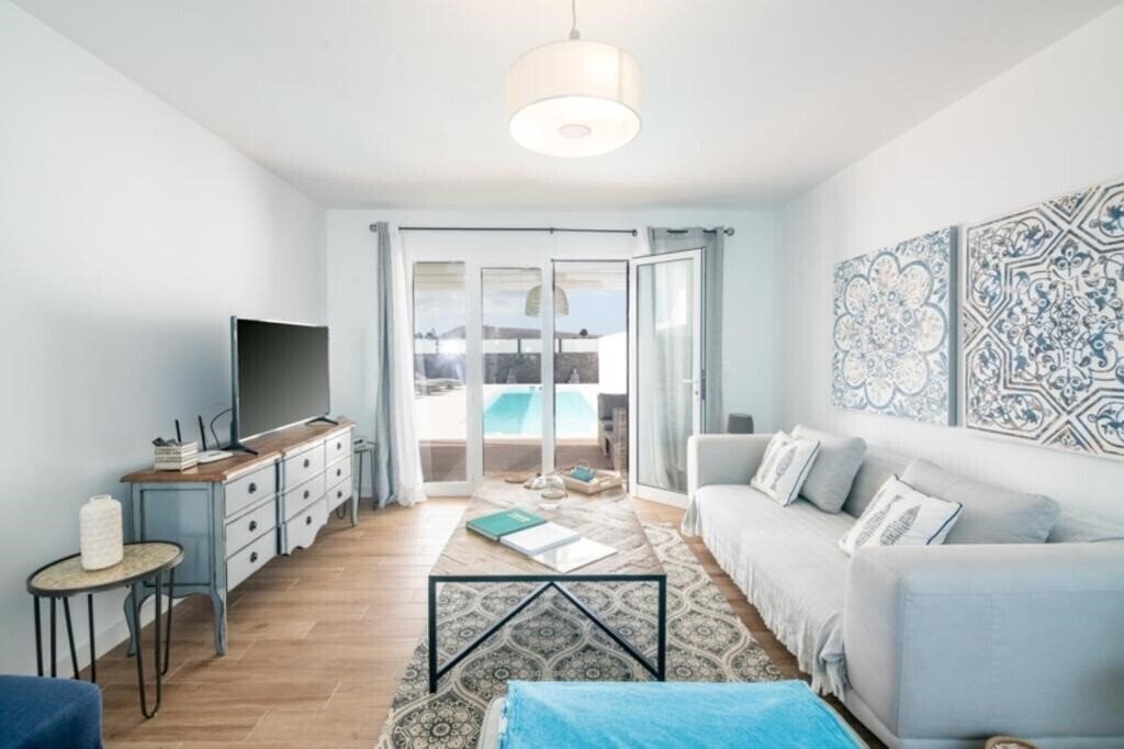 Территория Villa Azahar Suites 4*