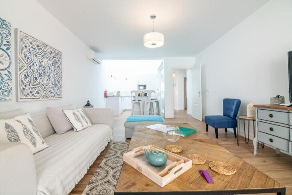 Апартаменты Villa Azahar Suites 4*