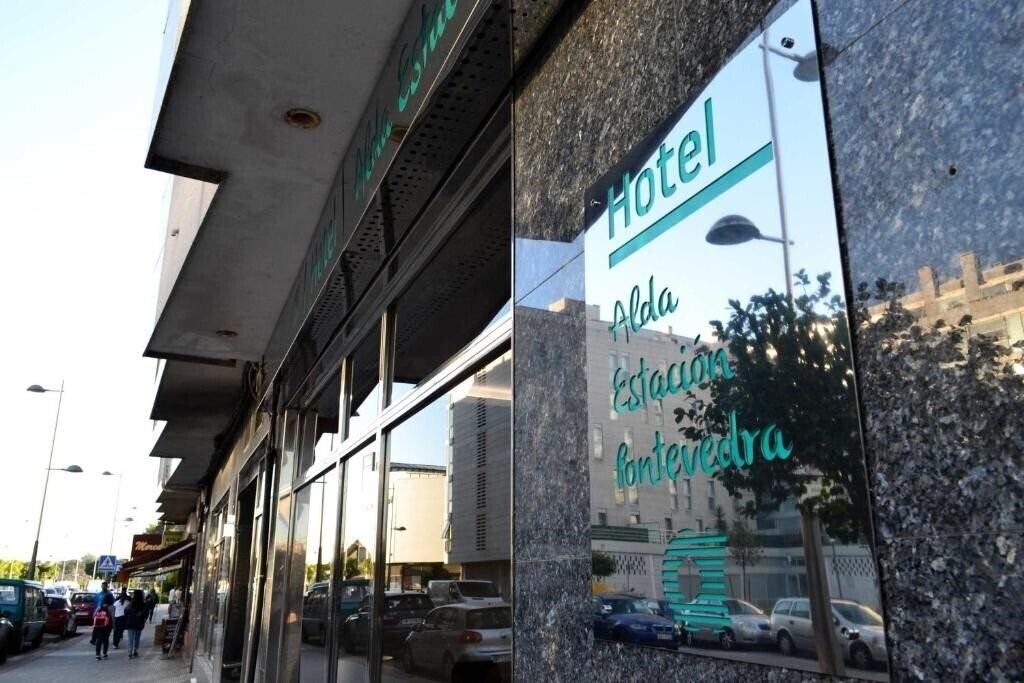 Панорама Hotel Alda Estacion Pontevedra 2*