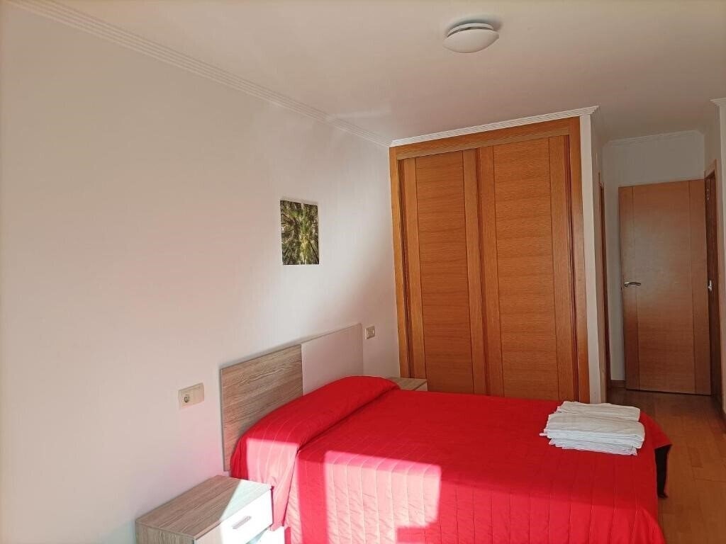 Апартаменти Apartamentos Sanxenxo 3000 3*