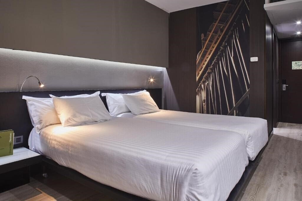 Апартаменты Silken Gran Teatro 4*