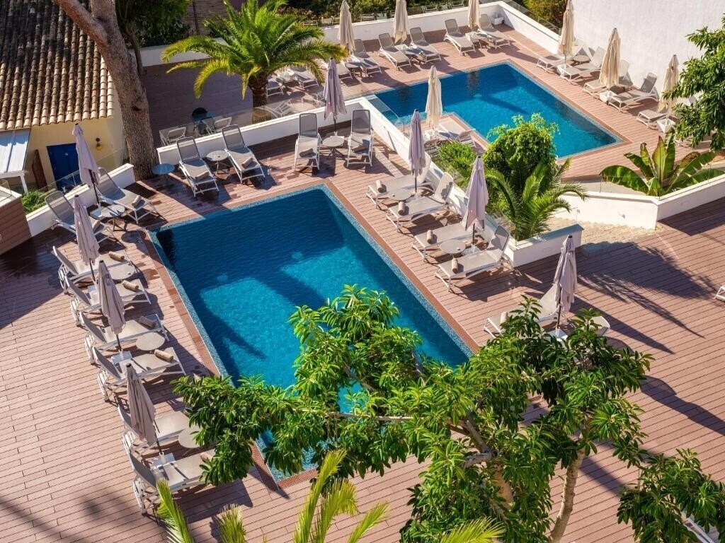 Отель Tacande Portals 4*