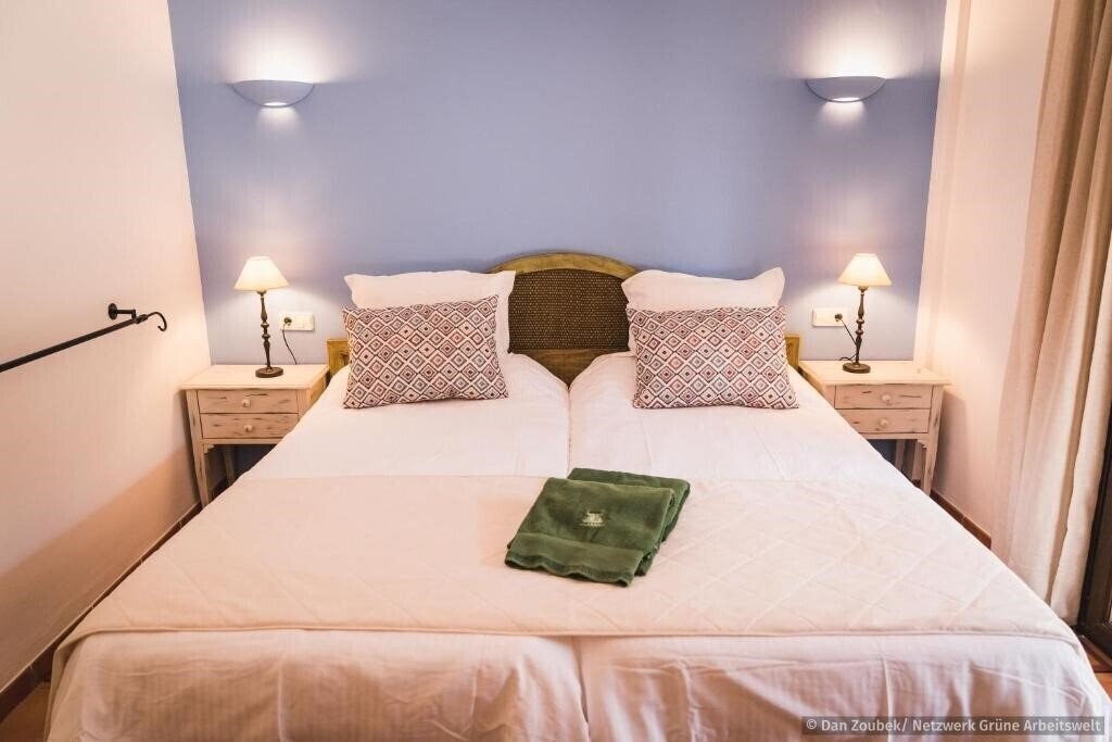 Апартаменти Sa Vaqueria 4*