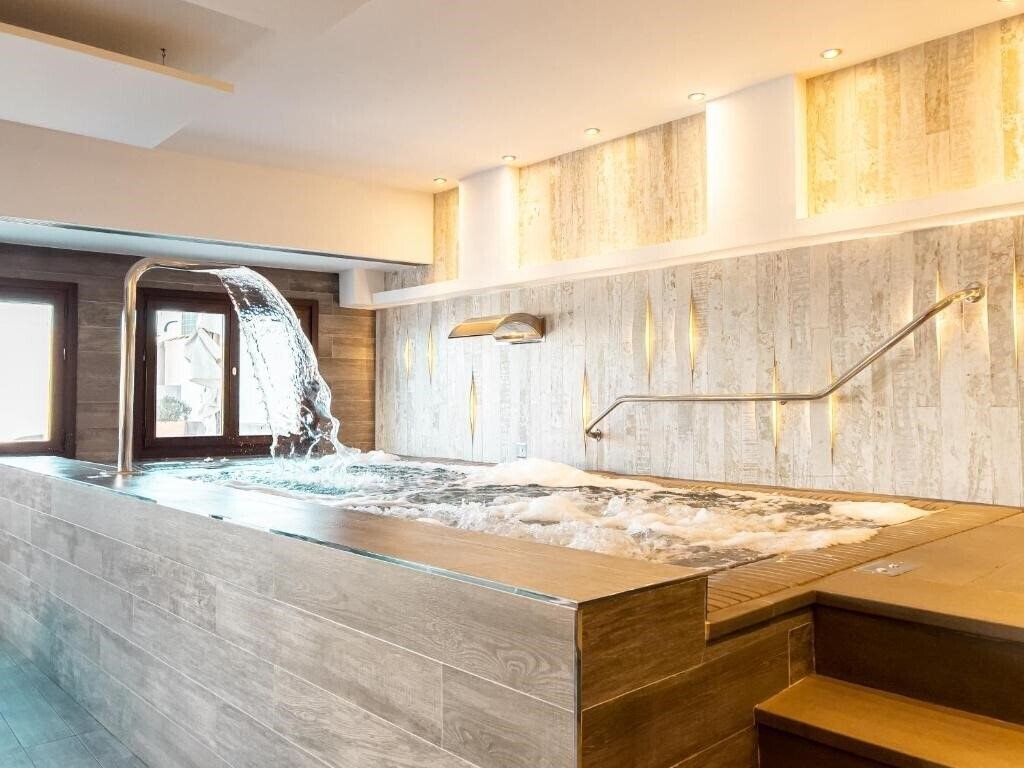 Фотография Catalonia Ronda 4*