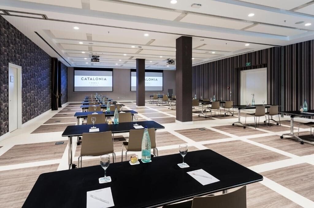 Территория Catalonia Ronda 4*