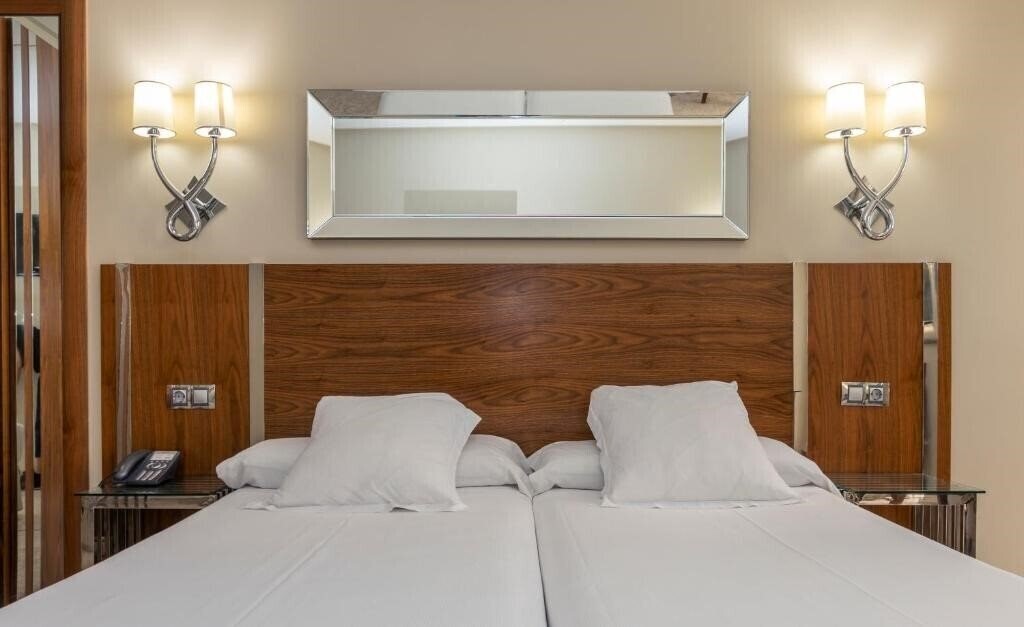 Панорама Gran Hotel Corona Sol 4*