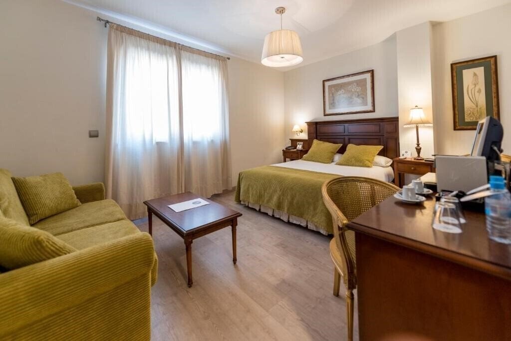 Фото Hotel Soho Boutique Canalejas 4*