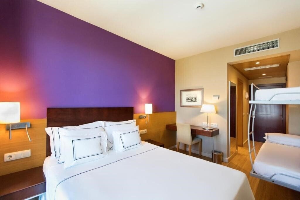 Изображение Tryp Montalvo 4*