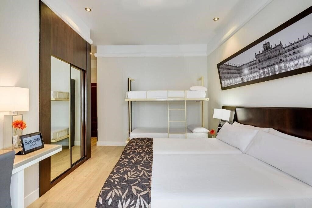 Територія Sercotel Las Torres 3*