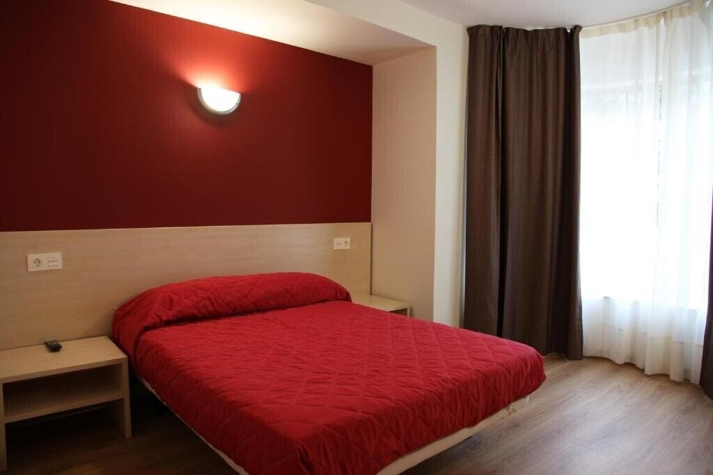 Вид Hostal Santel San Marcos 2*