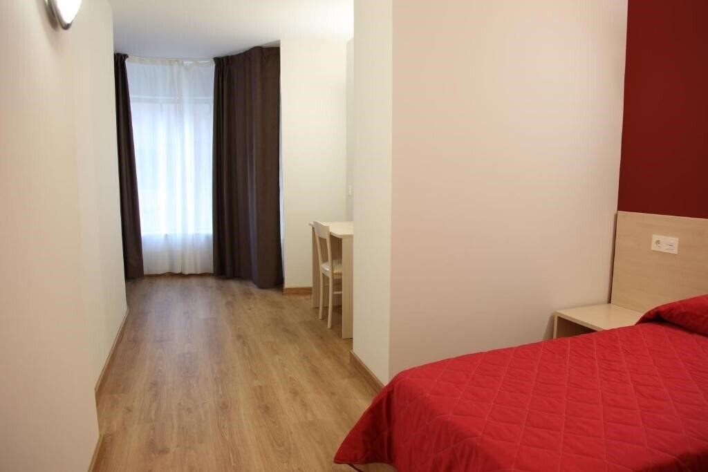 Апартаменты Hostal Santel San Marcos 2*