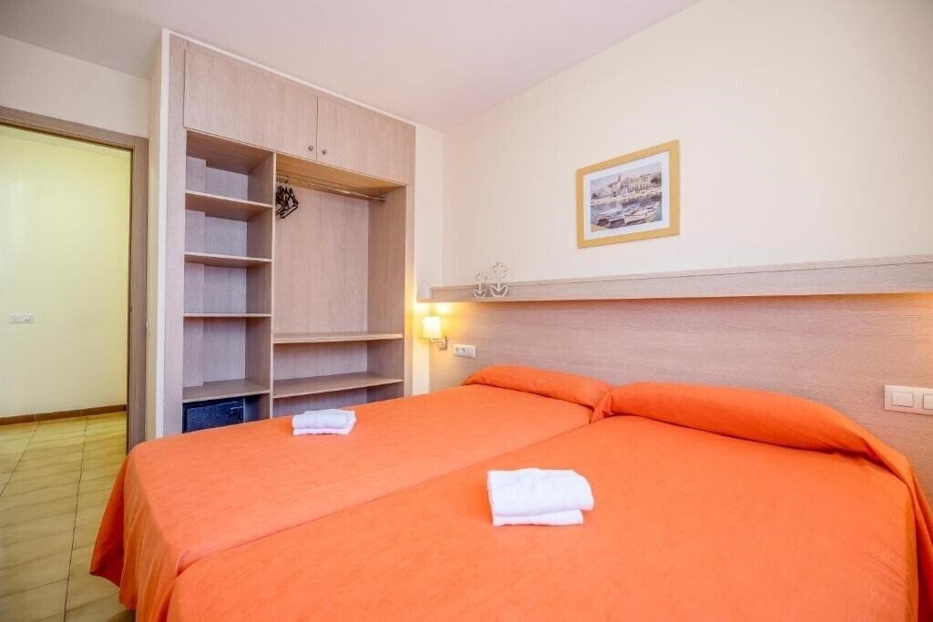 Фото Azahar Apartamentos 2*