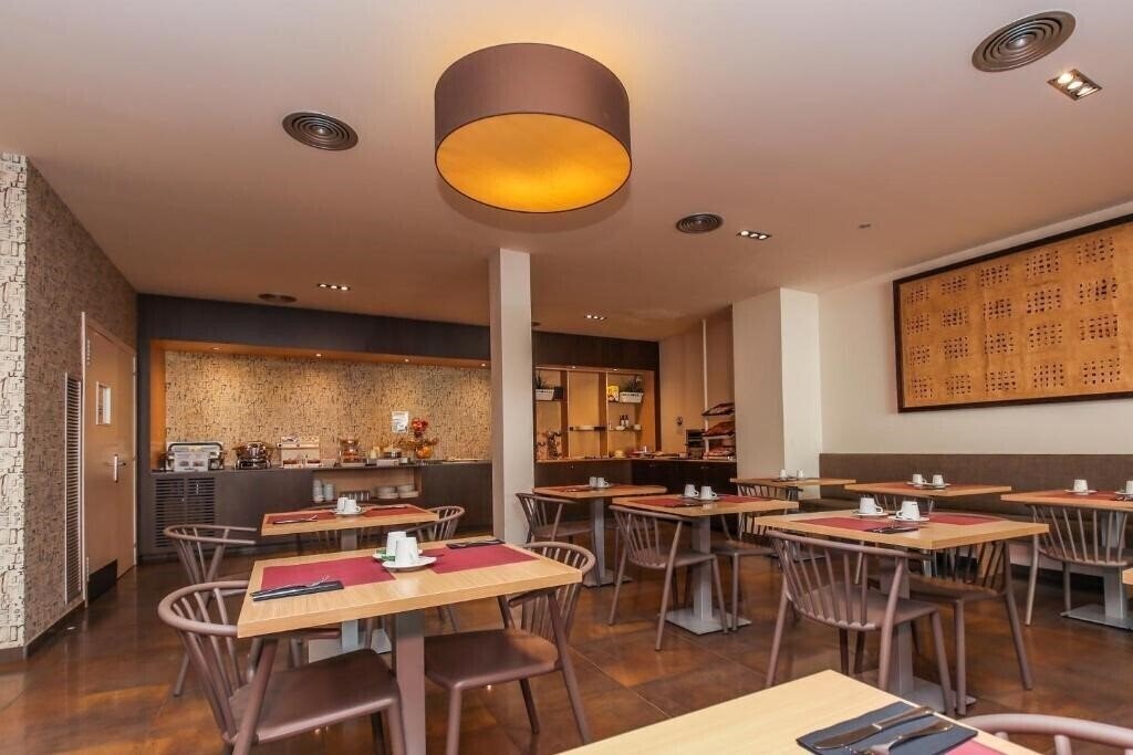 Зображення Lauria 3*