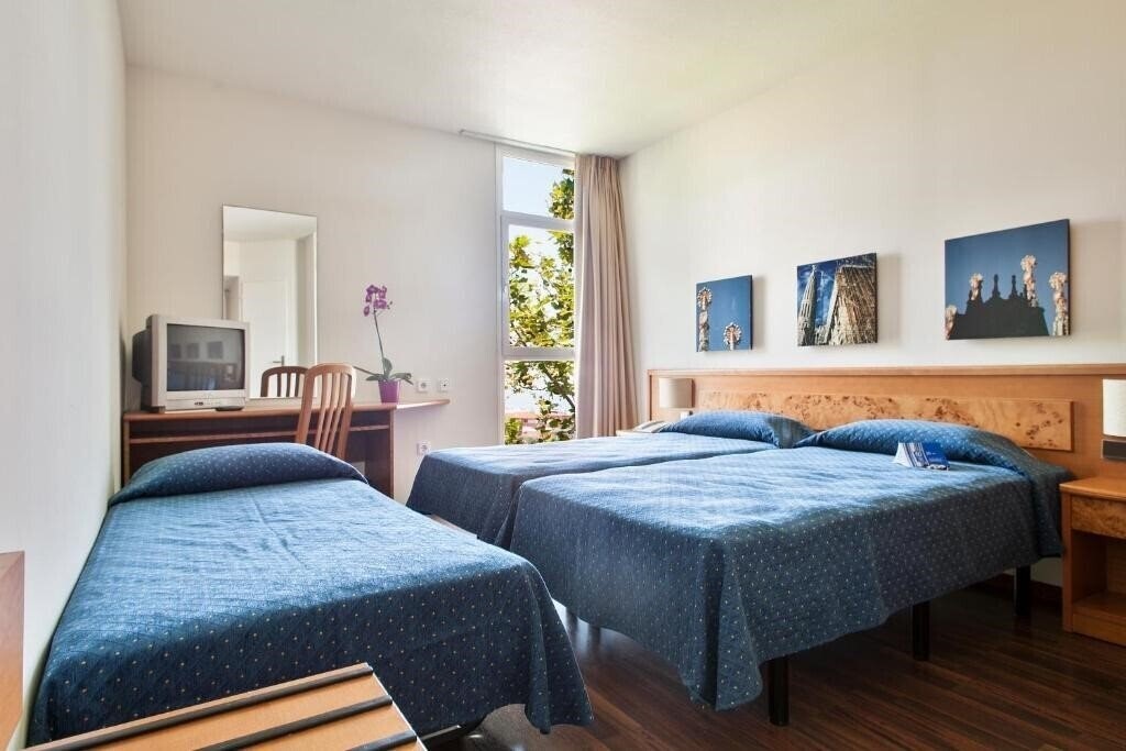 Апартаменти Quality Reus 3*