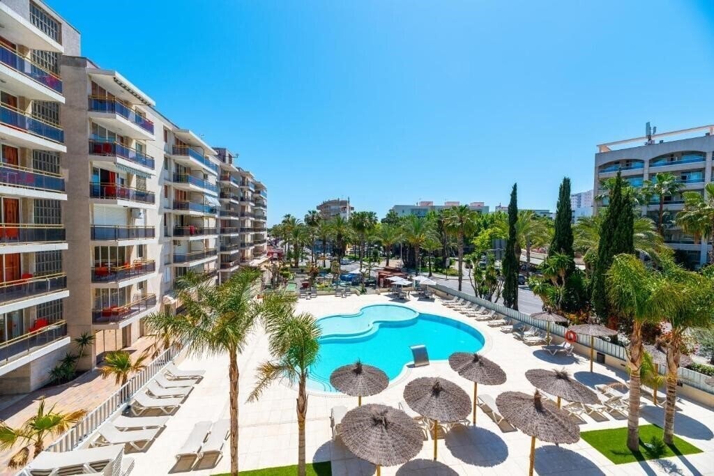 Территория Los Peces 2*