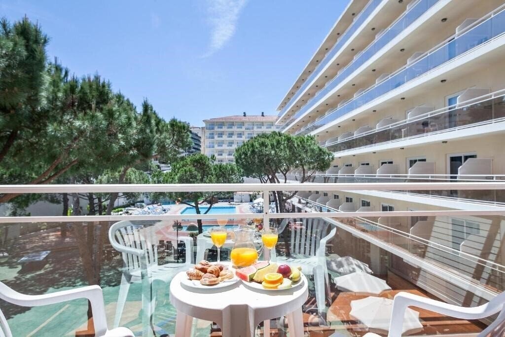 Изображение Best Oasis Park Hotel 4*
