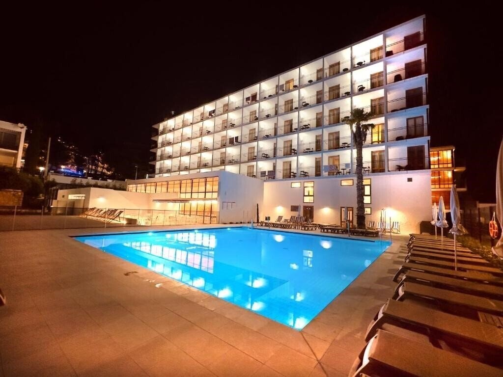 Апартаменты Sunclub Calavinya 4*