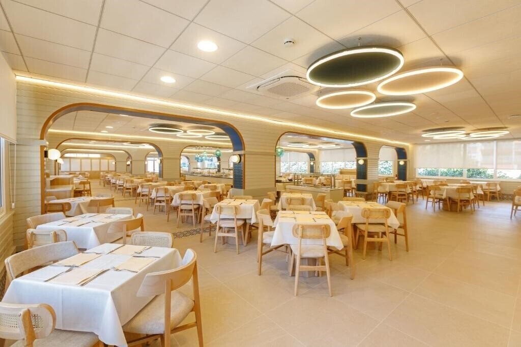 Фотография Ponient Marinada Hotel by Portaventura World 4*