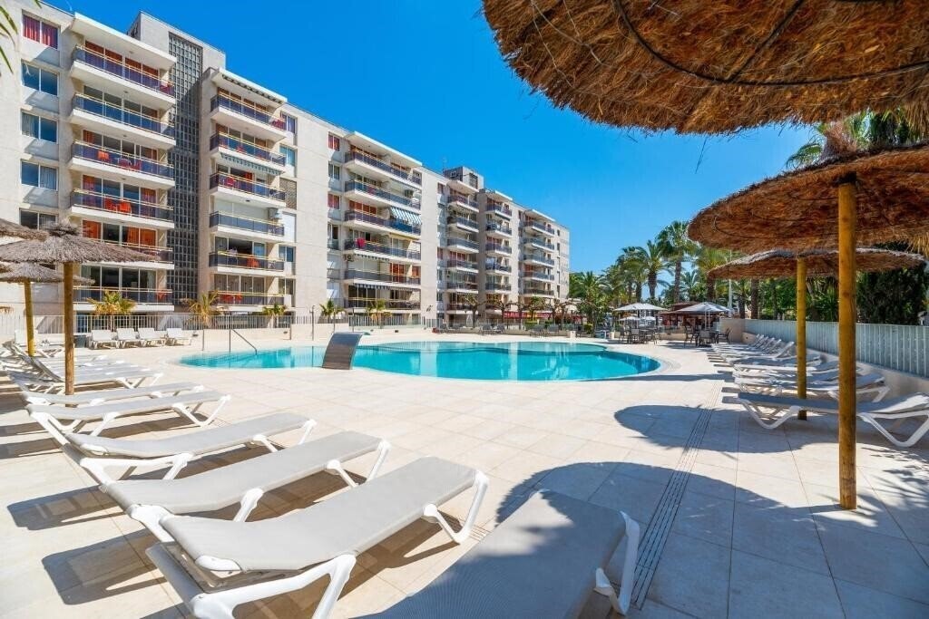 Территория Rentalmar Salou Playa 3*