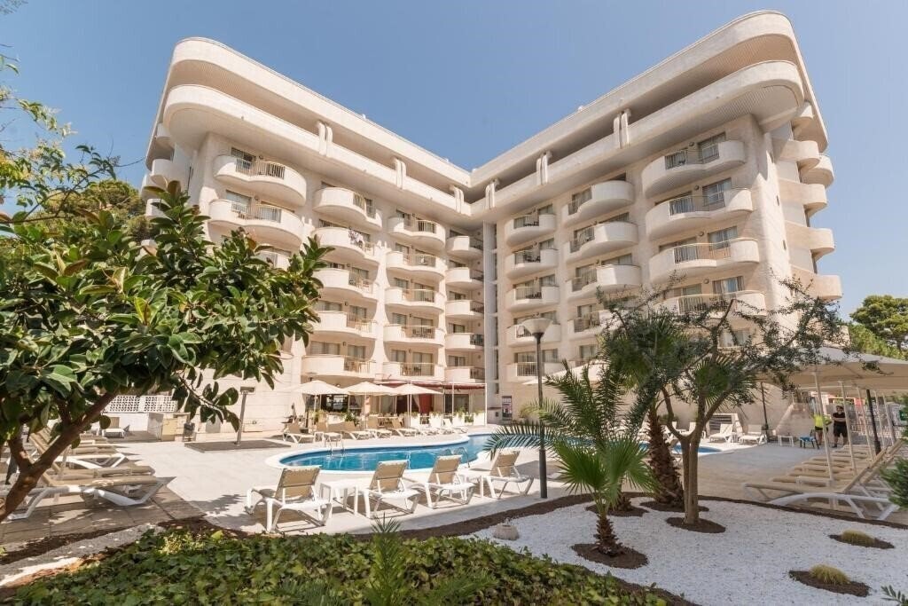 Изображение Rentalmar Salou Beach Apart 4*